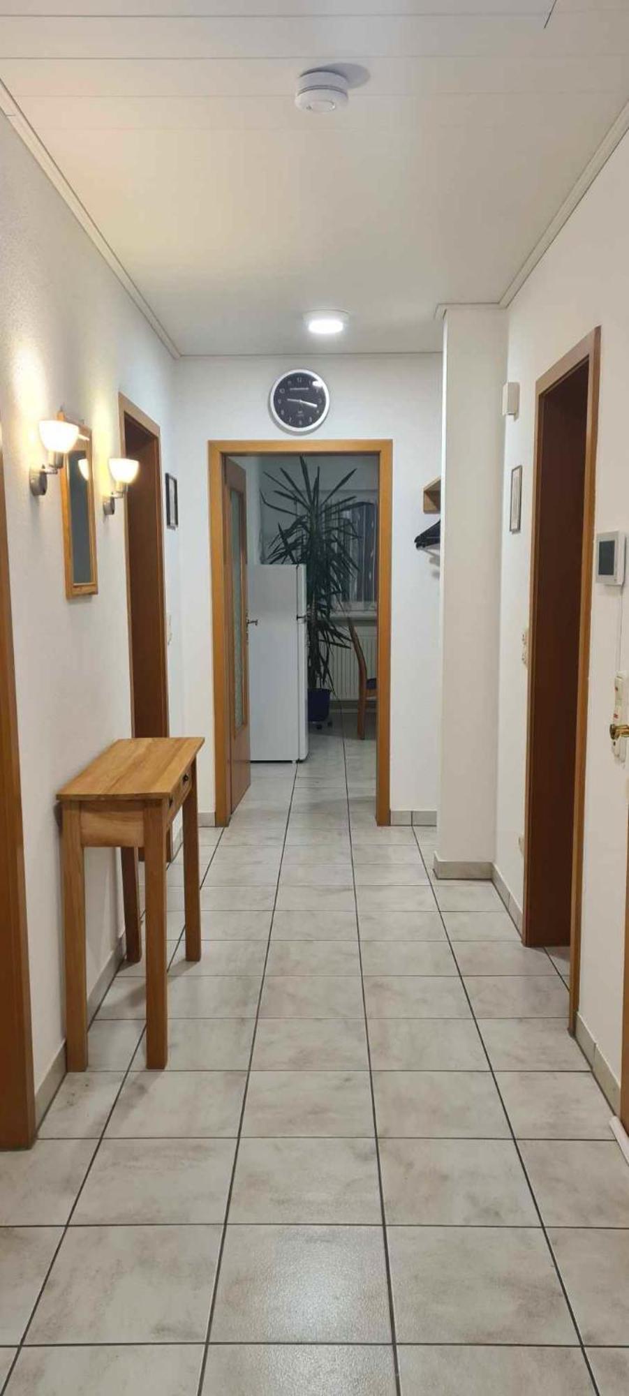 Gemuetliche 120 Qm Ferienwohnung Mit Balkon Adelsdorf Luaran gambar